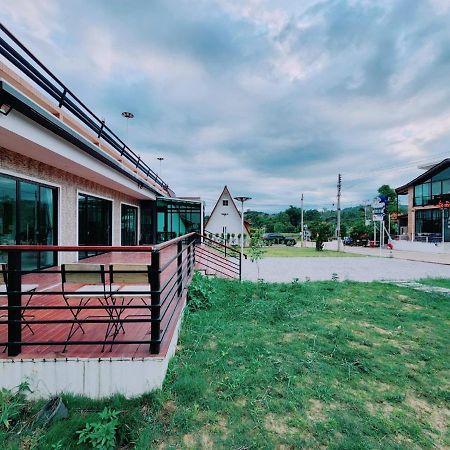 Kerepiman Boutique Hotel Khao Kho Bagian luar foto
